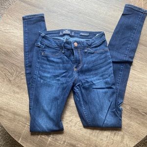 Hollister skinny jeans